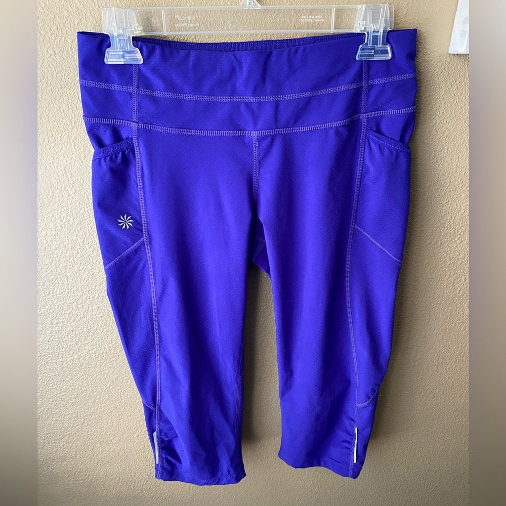 Athleta Be Free Dobby Knicker Capri Leggings Women's Small Blue Activewear Crop